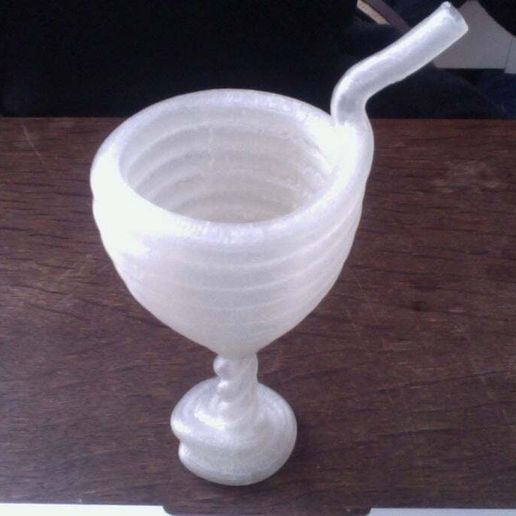 Photo_on_3-8-13_at_2.21_PM_2.jpg Taza con pajita espiral para beber