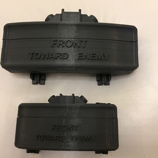 b421cca9bf9f703de14df6ae4cd196e4_display_large.JPG Caja de almacenamiento de baterías M18 Claymore (AA y AAA)