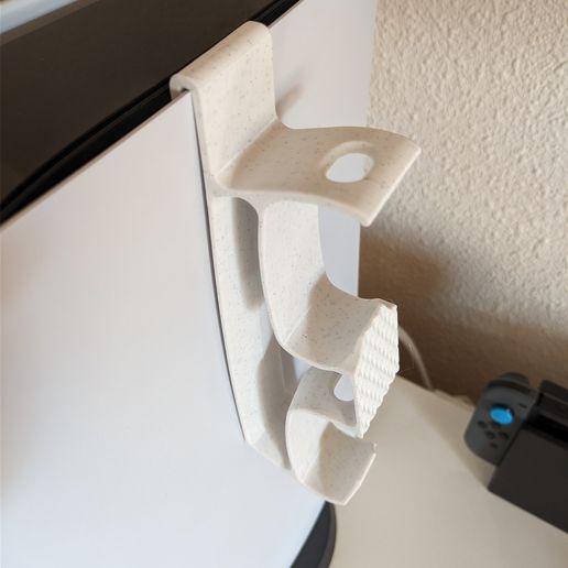 AGC_20231027_134552404.jpg Controller support for PS5 DualSense