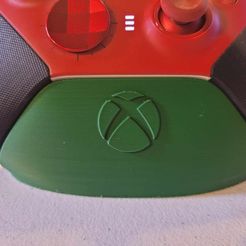 370226079_260363756659755_8375078136672732515_n.jpg Support pour manette Xbox One