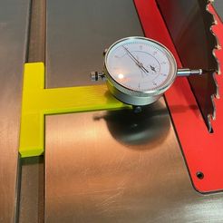 dial.JPG Table saw dial indicator mount for fence and blade alignment