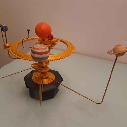 20210108_175922.jpg Solar System Orrery