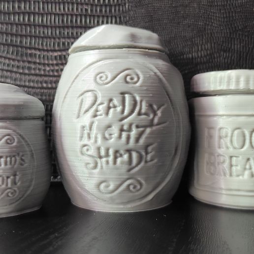 5b7e22c87a08dd8c28b430bc1b5ee04a.jpg Jars The Nightmare Before Christmas movie