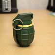IMG_4403.jpg Grenade Container SHGR95
