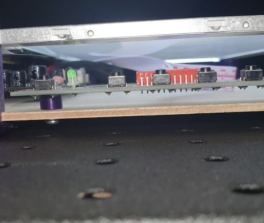 20210127_061559.jpg Pegboard brackets for old laptop screen