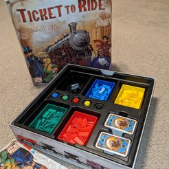 IMG_20200406_211633.jpg Fichier STL gratuit Plateaux de jeu Ticket To Ride Train Trays Board Game Box Insert Organizer・Design à télécharger et à imprimer en 3D