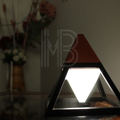 Diseño-sin-título.png Modern Pyramid Style Lamp