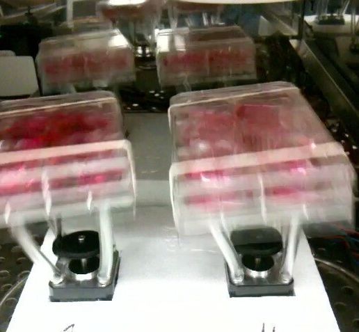 Pic_OpenSourceOrbitalShakersWorking_display_large_display_large.jpg Орбитальный шейкер с открытым исходным кодом