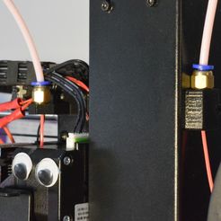 DSC_0011.JPG Free 3D file Wanhao I3 / Monoprice Maker Select V2 PTFE Tube filament guide・3D printable model to download