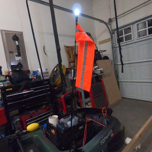 GOPR0197.JPG Supports de drapeaux pour thing 1993269 Drapeau et lumière pour kayak