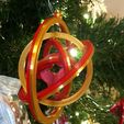 ornamentb.jpg Spinning Star Circle Ornament Or Fidget Spinner