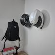 20251002_201419.jpg Настенное крепление для шлема