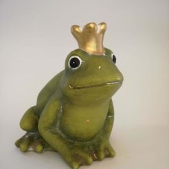IMG_20180716_195826.jpg Free STL file Crowned Frog・Object to download and to 3D print