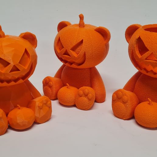 20231006_201337.jpg Медведь из тыквы на Хэллоуин