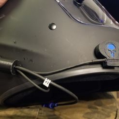 helmet_1.jpg 3D-Datei Rugged Radios Helmhalterung für RaceQuip kostenlos・3D-Drucker-Design zum herunterladen