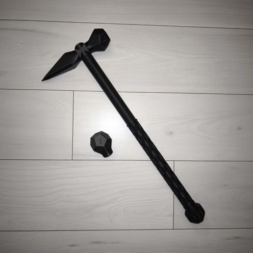 Game Master’s Hammer – Modular RPG Weapon
