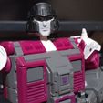 20240928_210803.jpg Megatron D-16 head for Deluxe figures