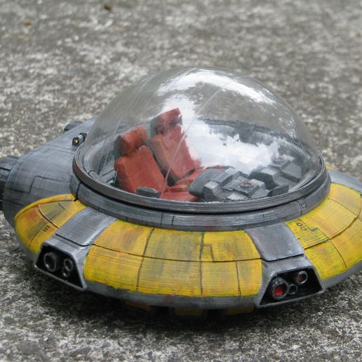 FlyingSaucer10.jpg Flying Saucer - Just like the real ones