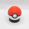 pokeball-closed.jpg Functional Pokeball Fully Detailed