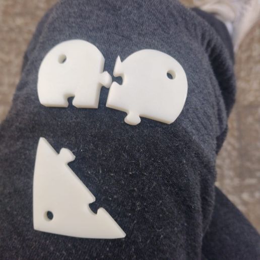 Head breaker heart keychain 3D model