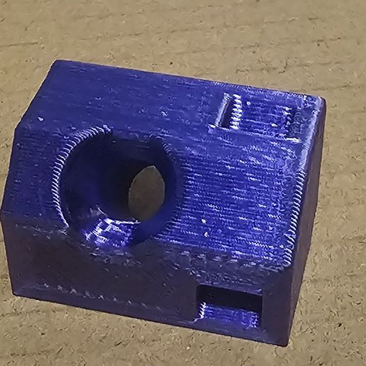 20251115_222010.jpg Corner Mount For Zip Tie