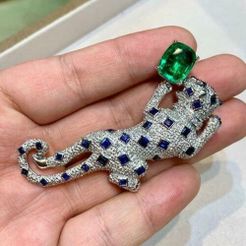 p=1-1.jpg Panther Diamond hip hop Brosche 3d druckbares Modell