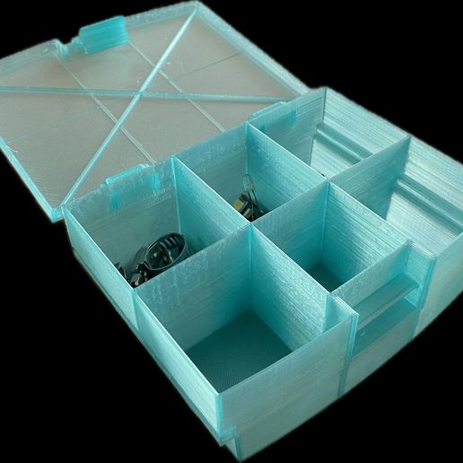 WhatsApp-Image-2024-08-26-at-13.22.50.jpeg Boîte à outils compacte pour petites pièces