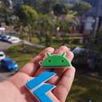 IMG_20230609_091147.jpg Flutter Logo Keychain