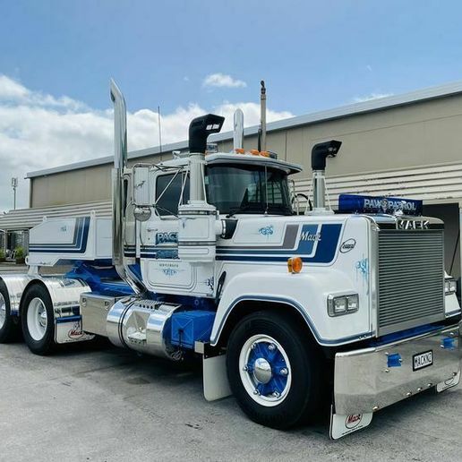 🚚 Mack Superliner R722・ STL File for ・Cults