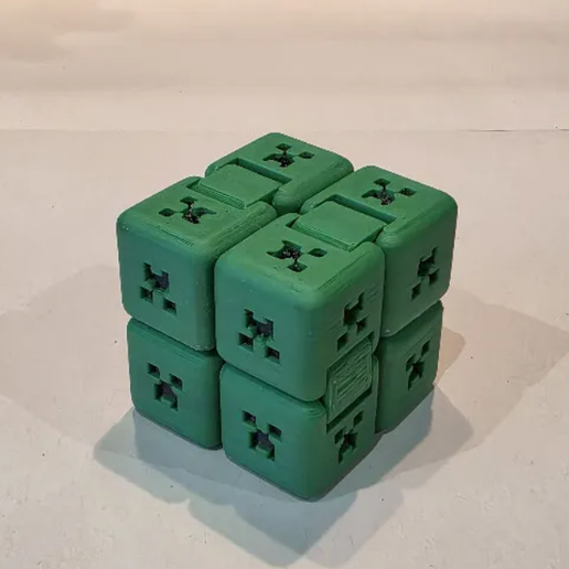 Ekran-goruntusu-2025-11-23-192131.png Minecraft Creeper Infinity Cube