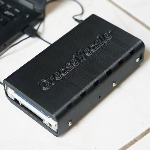 GreaseWeazel Blue Pill direct connect + 3.5" floppy drive case
