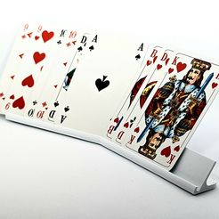 PXL_20221005_10462806.jpg Playing Cards Stand en 3 variantes