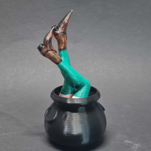 395199878_10231316817893709_6828859907657243652_n-1.jpg Ведьма в котле