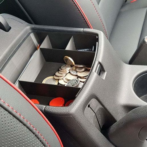 6539fc69cff7d900849b44b459f5e7a8_display_large.jpg Kia Sportage (2019) Centre Storage Tray