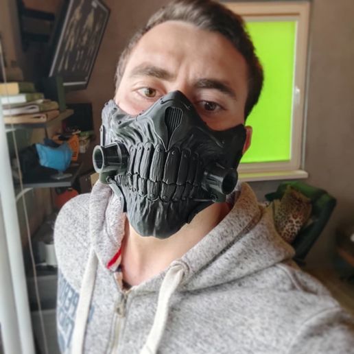 DUxQDm1uBV4.jpg IMMORTAN JOE MASK