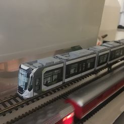 IMG_6971.jpg HO scale Hiroden 5200 Series "Green Mover Apex"