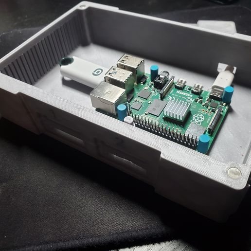 20230216_220320.jpg Raspberry PI PS1 box