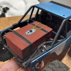 20231030_220702.jpg MEUS Ripper 1/24 scale SCX24 Battery Cover Fuel Cell