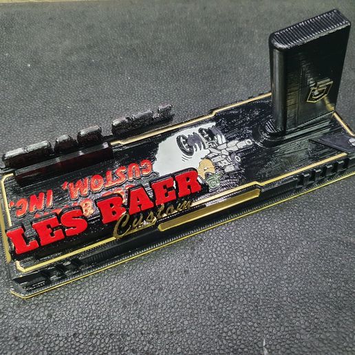 20250616_204845.jpg Colt 1911 Ständer - LES BAER Custom Inc.