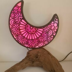20231126_131938.jpg Crescent Moon Mandala Lamp