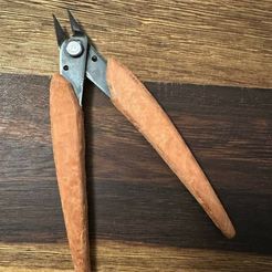 Free STL file Small pliers holder 🤏・3D print design to download・Cults