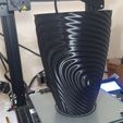 gMax Twisted Ripple Vase Bin