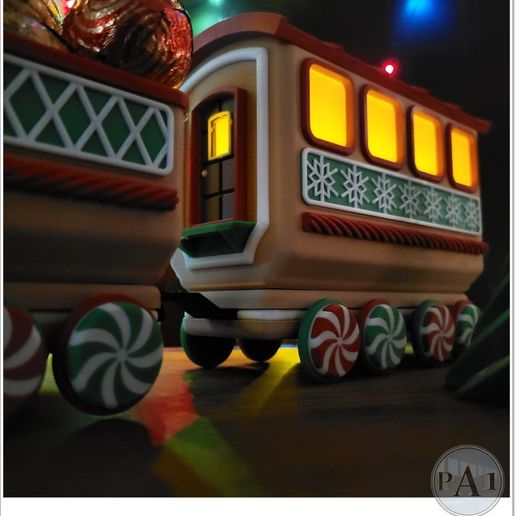 007B.jpg TRAIN DE NOËL EN PAIN D'ÉPICE ILLUMINÉ