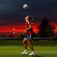 6.jpg Alexia Putellas silhouette (national team sunset)