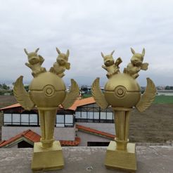 hoy-dia.jpg Pokémon trophy with two pickachus