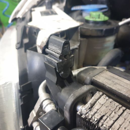 STL file VW T4 rubber radiator bracket 🚗 ・3D printer design to download ...