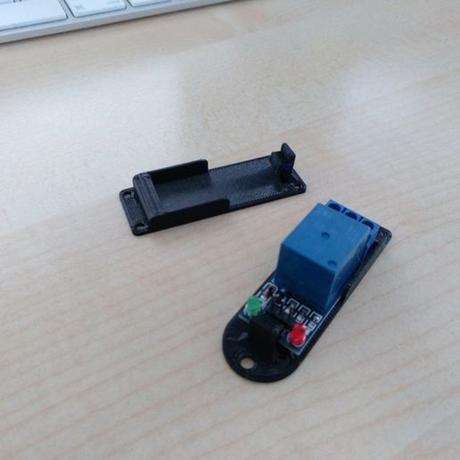 IMG_20170910_114927_722.jpg Relay holder