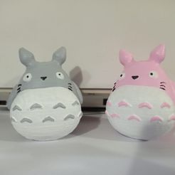 WhatsApp-Image-2022-05-05-at-8.19.12-PM.jpeg STL file my neighbor totoro keychain・Model to download and 3D print