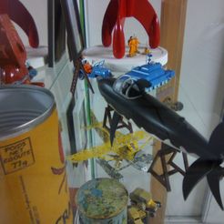 Подводная лодка с акулой Тинтина