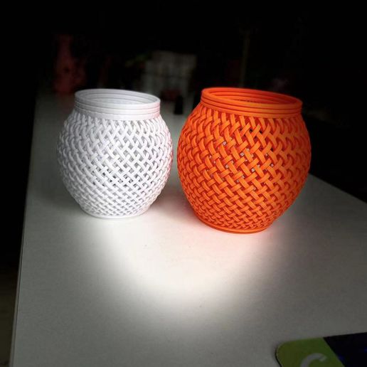 5cbb6010a776b55efe8b0d267fd6540.jpg Woven basket